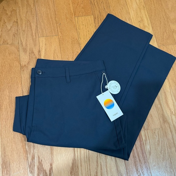 Vuori Men’s Cascade Tech Chino Pant Classic Fit 30", size 36 in Ink NWT - Picture 4 of 7